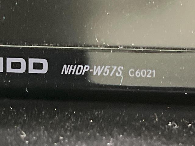 ノア Si 電動スライドドア 純正ナビ バックカメラ 後席モニター 禁煙車 スマートキー HIDヘッド ETC オートエアコン 純正16インチAW CD/DVD再生 フルセグ ステアリングスイッチ パドルシフト(28枚目)