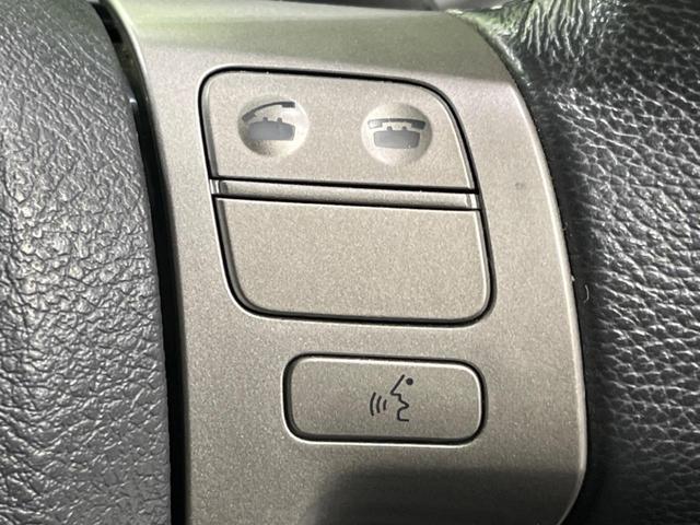 ノア Si 電動スライドドア 純正ナビ バックカメラ 後席モニター 禁煙車 スマートキー HIDヘッド ETC オートエアコン 純正16インチAW CD/DVD再生 フルセグ ステアリングスイッチ パドルシフト(37枚目)