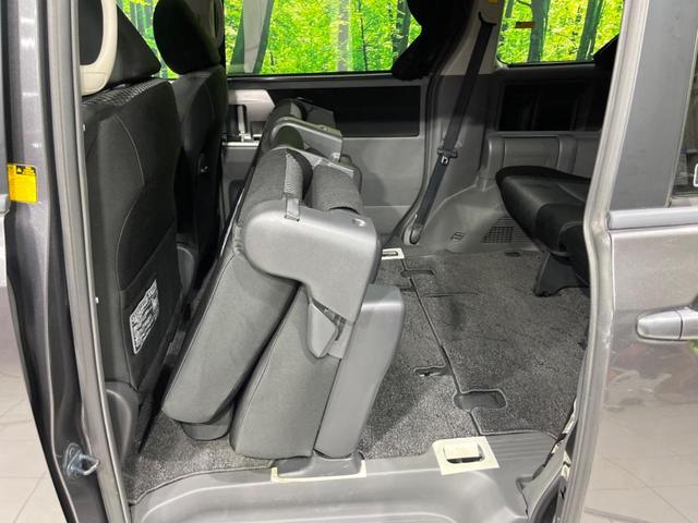 ノア Si 電動スライドドア 純正ナビ バックカメラ 後席モニター 禁煙車 スマートキー HIDヘッド ETC オートエアコン 純正16インチAW CD/DVD再生 フルセグ ステアリングスイッチ パドルシフト(42枚目)