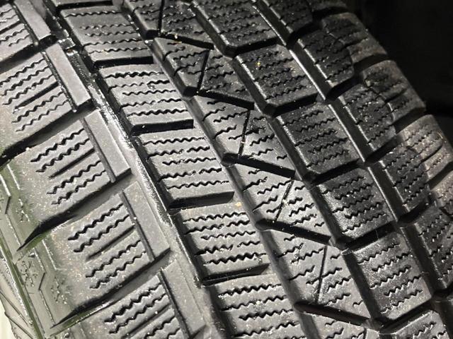 ノア Si 電動スライドドア 純正ナビ バックカメラ 後席モニター 禁煙車 スマートキー HIDヘッド ETC オートエアコン 純正16インチAW CD/DVD再生 フルセグ ステアリングスイッチ パドルシフト(63枚目)