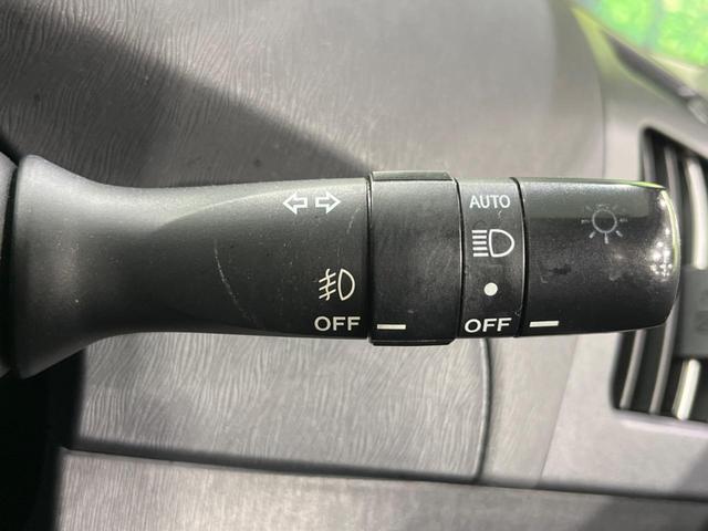 プリウス S 純正ナビ バックカメラ スマートキー ドラレコ ETC 15インチAW HIDヘッド オートライト オートエアコン Bluetooth フルセグ CD DVD再生 ステアリングスイッチ フォグライト(32枚目)