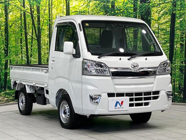 高透明度のガラス皮膜で撥水はもちろん、上質なツヤ・光沢を実現。紫外線や酸性雨から大切な愛車を保護し、色あせ・劣化を防止。「弾スプラッシュコート」、「弾プリミッサコート」からお選びいただけます。