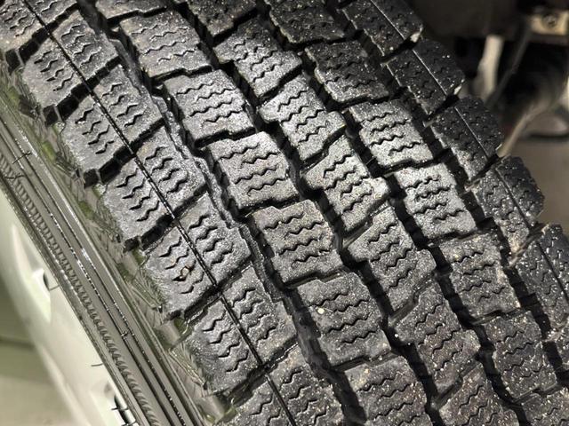 エブリイ ジョインターボ 4WD SDナビ 衝突軽減装置 禁煙車 クリアランスソナー HIDヘッド ETC 車線逸脱警報 オートライト 地デジ CD DVD再生 フォグライト 電動格納ミラー ヘッドライトレベライザー(27枚目)