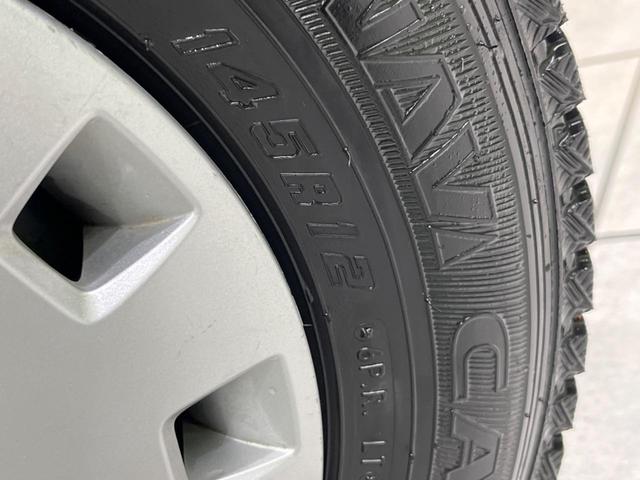 エブリイ ジョインターボ 4WD SDナビ 衝突軽減装置 禁煙車 クリアランスソナー HIDヘッド ETC 車線逸脱警報 オートライト 地デジ CD DVD再生 フォグライト 電動格納ミラー ヘッドライトレベライザー(29枚目)