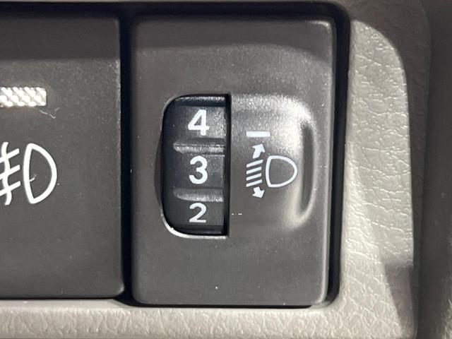 エブリイ ジョインターボ 4WD SDナビ 衝突軽減装置 禁煙車 クリアランスソナー HIDヘッド ETC 車線逸脱警報 オートライト 地デジ CD DVD再生 フォグライト 電動格納ミラー ヘッドライトレベライザー(39枚目)