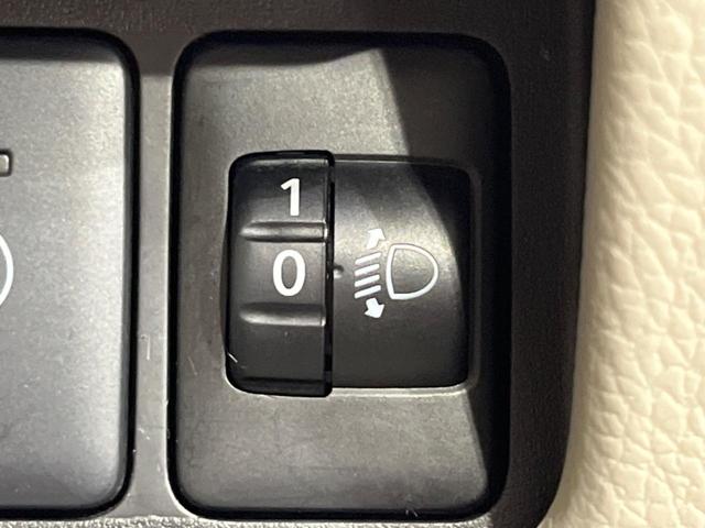 eKスペース G 4WD 電動スライドドア SDナビ バックカメラ 禁煙車 シートヒーター スマートキー ETC オートエアコン 地デジ AM FM CD再生 サーキュレーター 電動格納ミラー アイドリングストップ(41枚目)