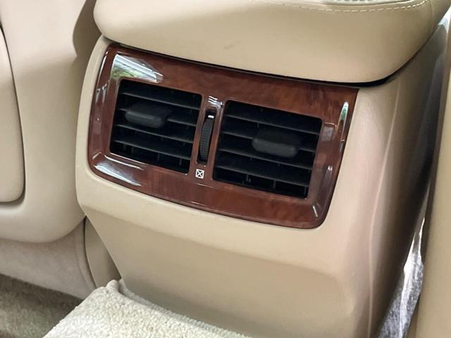 クラウン 2.5ロイヤルサルーン プレミアムエディション 純正ナビ バックカメラ 禁煙車 パワーシート ドラレコ スマートキー HIDヘッド ETC クルコン オートライト デュアルオートエアコン 純正16インチAW フルセグ CD DVD再生 フォグライト(63枚目)