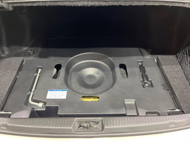 クラウン 2.5ロイヤルサルーン プレミアムエディション 純正ナビ バックカメラ 禁煙車 パワーシート ドラレコ スマートキー HIDヘッド ETC クルコン オートライト デュアルオートエアコン 純正16インチAW フルセグ CD DVD再生 フォグライト(64枚目)