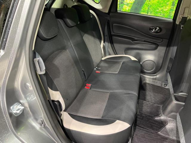 ノート ｅ－パワー　Ｘ　ＳＤナビ　全周囲カメラ　衝突軽減装置　禁煙車　コーナーセンサー　スマートキー　ＬＥＤヘッド　ＥＴＣ　車線逸脱警報　誤発進抑制機能　オートライト　オートエアコン　Ｂｌｕｅｔｏｏｔｈ　ＣＤ　ＤＶＤ再生（9枚目）