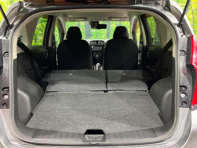 ノート ｅ－パワー　Ｘ　ＳＤナビ　全周囲カメラ　衝突軽減装置　禁煙車　コーナーセンサー　スマートキー　ＬＥＤヘッド　ＥＴＣ　車線逸脱警報　誤発進抑制機能　オートライト　オートエアコン　Ｂｌｕｅｔｏｏｔｈ　ＣＤ　ＤＶＤ再生（10枚目）