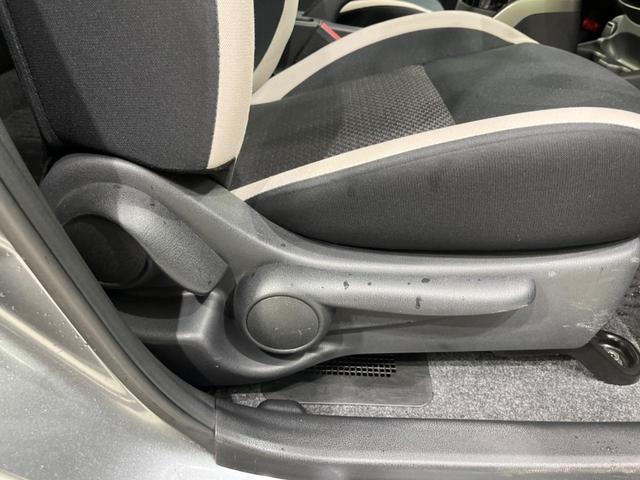 ノート ｅ－パワー　Ｘ　ＳＤナビ　全周囲カメラ　衝突軽減装置　禁煙車　コーナーセンサー　スマートキー　ＬＥＤヘッド　ＥＴＣ　車線逸脱警報　誤発進抑制機能　オートライト　オートエアコン　Ｂｌｕｅｔｏｏｔｈ　ＣＤ　ＤＶＤ再生（35枚目）