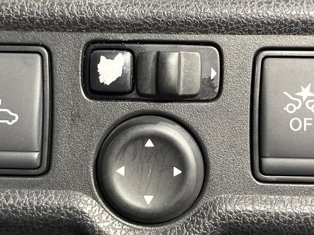 ノート ｅ－パワー　Ｘ　ＳＤナビ　全周囲カメラ　衝突軽減装置　禁煙車　コーナーセンサー　スマートキー　ＬＥＤヘッド　ＥＴＣ　車線逸脱警報　誤発進抑制機能　オートライト　オートエアコン　Ｂｌｕｅｔｏｏｔｈ　ＣＤ　ＤＶＤ再生（39枚目）
