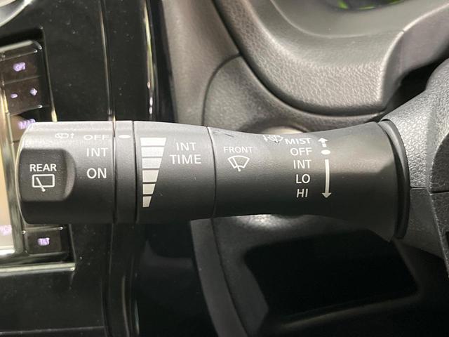 ノート ｅ－パワー　Ｘ　ＳＤナビ　全周囲カメラ　衝突軽減装置　禁煙車　コーナーセンサー　スマートキー　ＬＥＤヘッド　ＥＴＣ　車線逸脱警報　誤発進抑制機能　オートライト　オートエアコン　Ｂｌｕｅｔｏｏｔｈ　ＣＤ　ＤＶＤ再生（45枚目）