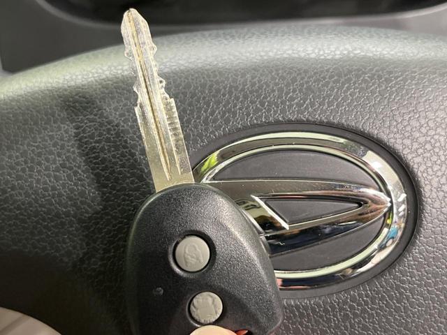 ミライース Gf 4WD 純正ナビ 禁煙車 ETC オートエアコン 地デジ CD再生 フォグライト 14インチAW アイドリングストップ 電動格納ミラー プライバシーガラス シートリフター ヘッドライトレベライザー(5枚目)