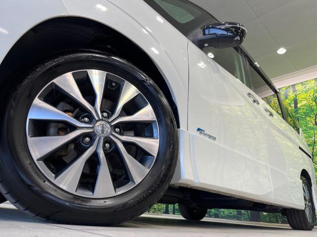 【純正１６インチアルミホイール】外観にマッチした純正アルミホイールを装着しております。各種社外アルミホイールや、スタッドレスタイヤも取扱いしております。是非ご相談ください♪