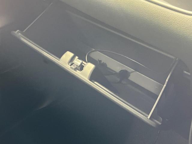 ソリオ G 4WD 電動スライドドア 純正ナビ バックカメラ 衝突軽減装置 レーダークルーズ 禁煙車 シートヒーター ドラレコ ETC スマートキー コーナーセンサー オートハイビーム 車線逸脱警報 オートライト(48枚目)