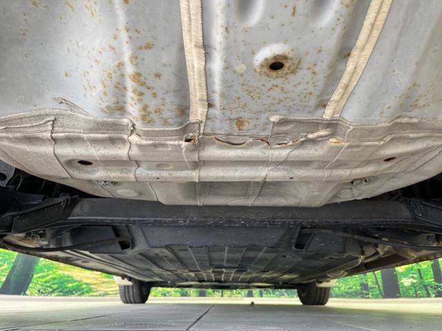 フィットハイブリッド Ｌパッケージ　純正ナビ　バックカメラ　衝突軽減装置　禁煙車　ハーフレザーシート　スマートキー　ＬＥＤヘッド　ＥＴＣ　クルコン　誤発進抑制機能　オートライト　オートエアコン　Ｂｌｕｅｔｏｏｔｈ　ＣＤ　ＤＶＤ再生（19枚目）