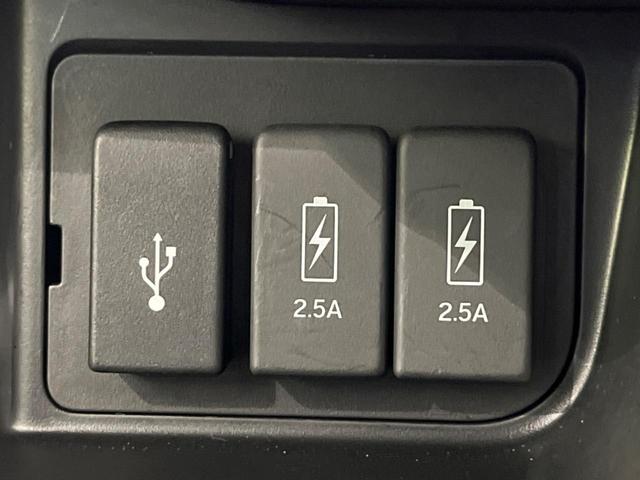 N-BOXカスタム Lターボ スタイル+ブラック 両側電動ドア 純正9型ナビ バックカメラ 衝突軽減装置 レーダークルーズ 禁煙車 ハーフレザーシート コーナーセンサー スマートキー LEDヘッド ETC オートハイビーム オートエアコン 純正AW(31枚目)