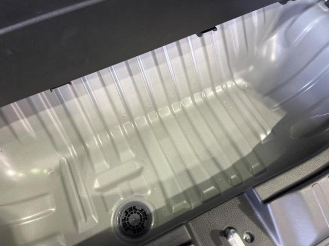 N-BOXカスタム Lターボ スタイル+ブラック 両側電動ドア 純正9型ナビ バックカメラ 衝突軽減装置 レーダークルーズ 禁煙車 ハーフレザーシート コーナーセンサー スマートキー LEDヘッド ETC オートハイビーム オートエアコン 純正AW(62枚目)