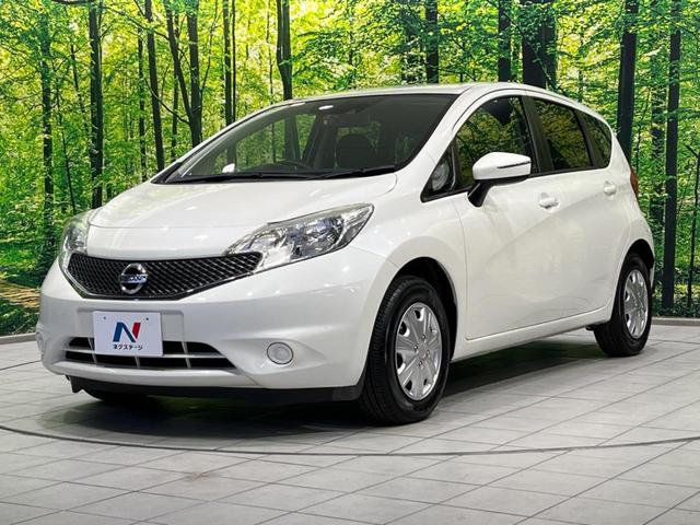 ノート Ｘ　Ｖセレクション＋セーフティ　ＳＤナビ　衝突軽減装置　禁煙車　スマートキー　ＥＴＣ　車線逸脱警報　誤発進抑制機能　ＣＤ　ＤＶＤ再生　地デジ　アイドリングストップ　横滑り防止装置　プライバシーガラス　電動格納ミラー　盗難防止装置（27枚目）