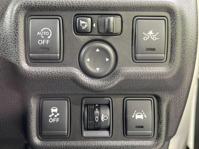 ノート Ｘ　Ｖセレクション＋セーフティ　ＳＤナビ　衝突軽減装置　禁煙車　スマートキー　ＥＴＣ　車線逸脱警報　誤発進抑制機能　ＣＤ　ＤＶＤ再生　地デジ　アイドリングストップ　横滑り防止装置　プライバシーガラス　電動格納ミラー　盗難防止装置（55枚目）