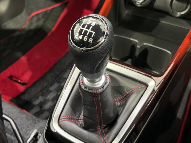 スイフトスポーツ ベースグレード 6MT ターボ 純正ナビ バックカメラ 衝突軽減装置 アダプティブクルーズ 禁煙車 シートヒーター ドラレコ クリアランスソナー レーンキープ スマートキー LEDヘッド ETC オートハイビーム(3枚目)