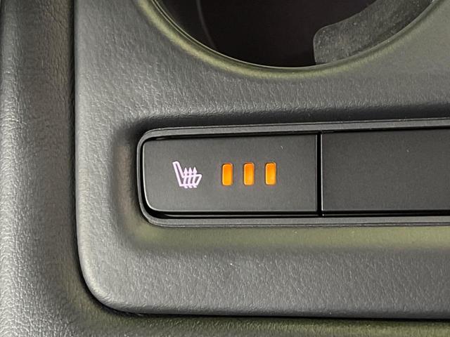 アテンザセダン ＸＤ　Ｌパッケージ　４ＷＤ　ターボ　バックカメラ　衝突軽減装置　レーダークルーズ　禁煙車　黒革シート　全席シートヒーター　ドラレコ　コーナーセンサー　レーンキープ　ＬＥＤヘッド　ＥＴＣ　ブラインドスポットモニター（30枚目）