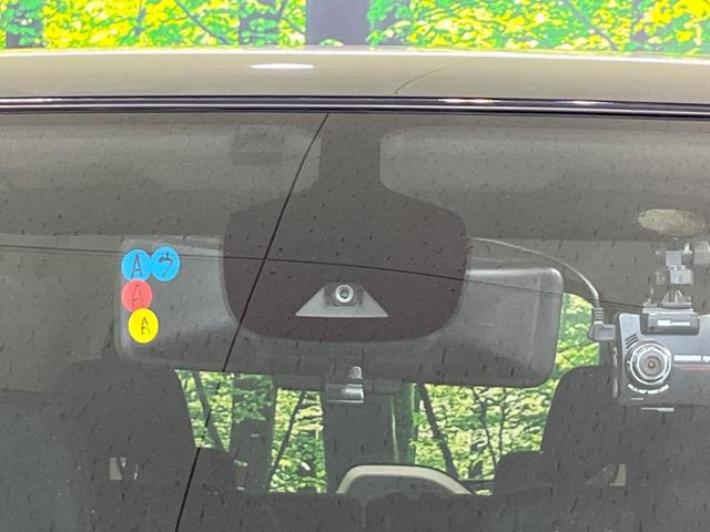 セレナ ｅ－パワー　ハイウェイスターＶ　両側電動ドア　純正９型ナビ　後席モニター　衝突軽減装置　プロパイロット　禁煙車　シートヒーター　ドラレコ　ＥＴＣ　コーナーセンサー　スマートキー　ＬＥＤヘッド＆フォグ　オートハイビーム　車線逸脱警報（6枚目）