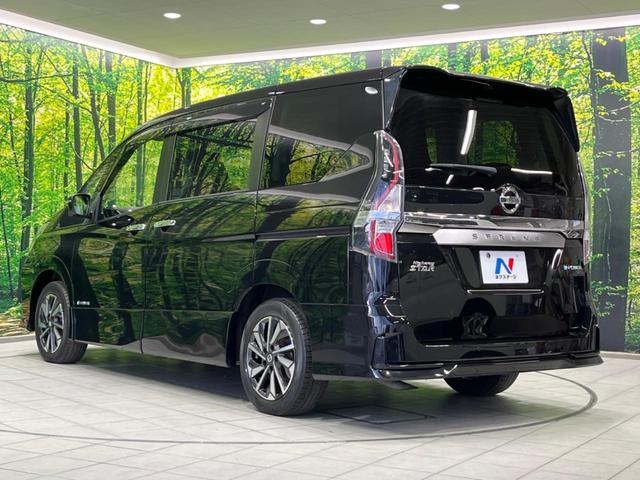 セレナ ｅ－パワー　ハイウェイスターＶ　両側電動ドア　純正９型ナビ　後席モニター　衝突軽減装置　プロパイロット　禁煙車　シートヒーター　ドラレコ　ＥＴＣ　コーナーセンサー　スマートキー　ＬＥＤヘッド＆フォグ　オートハイビーム　車線逸脱警報（29枚目）