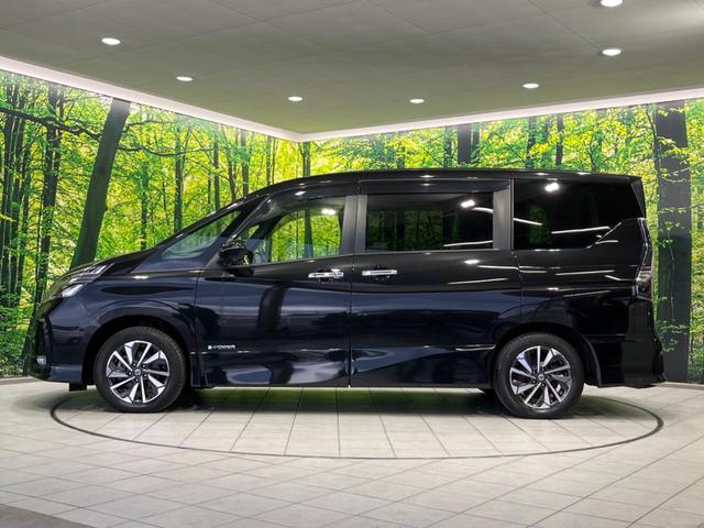 セレナ ｅ－パワー　ハイウェイスターＶ　両側電動ドア　純正９型ナビ　後席モニター　衝突軽減装置　プロパイロット　禁煙車　シートヒーター　ドラレコ　ＥＴＣ　コーナーセンサー　スマートキー　ＬＥＤヘッド＆フォグ　オートハイビーム　車線逸脱警報（31枚目）