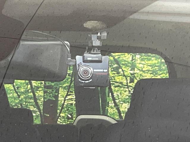 セレナ ｅ－パワー　ハイウェイスターＶ　両側電動ドア　純正９型ナビ　後席モニター　衝突軽減装置　プロパイロット　禁煙車　シートヒーター　ドラレコ　ＥＴＣ　コーナーセンサー　スマートキー　ＬＥＤヘッド＆フォグ　オートハイビーム　車線逸脱警報（52枚目）