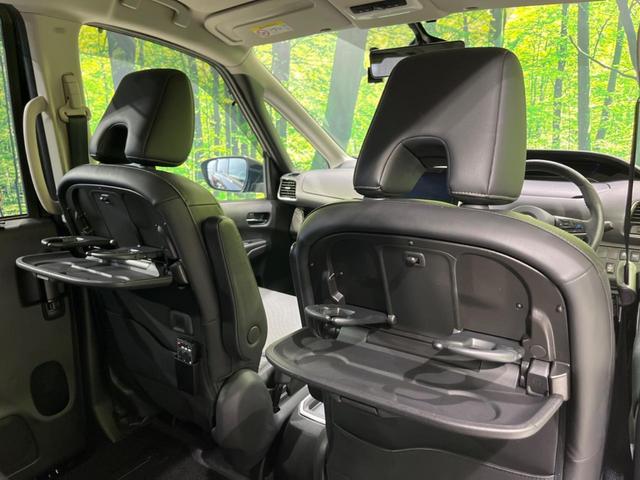 セレナ ｅ－パワー　ハイウェイスターＶ　両側電動ドア　純正９型ナビ　後席モニター　衝突軽減装置　プロパイロット　禁煙車　シートヒーター　ドラレコ　ＥＴＣ　コーナーセンサー　スマートキー　ＬＥＤヘッド＆フォグ　オートハイビーム　車線逸脱警報（67枚目）