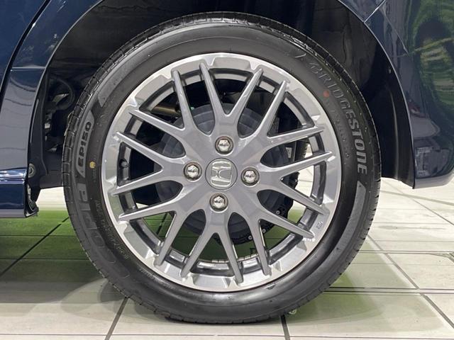 N-BOXカスタム ターボ 両側電動ドア 全周囲カメラ 衝突軽減装置 レーダークルーズ 禁煙車 ハーフレザーシート コーナーセンサー レーンキープ スマートキー LEDヘッド ETC オートハイビーム 純正15インチAW(24枚目)