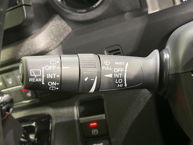 N-BOXカスタム ターボ 両側電動ドア 全周囲カメラ 衝突軽減装置 レーダークルーズ 禁煙車 ハーフレザーシート コーナーセンサー レーンキープ スマートキー LEDヘッド ETC オートハイビーム 純正15インチAW(35枚目)