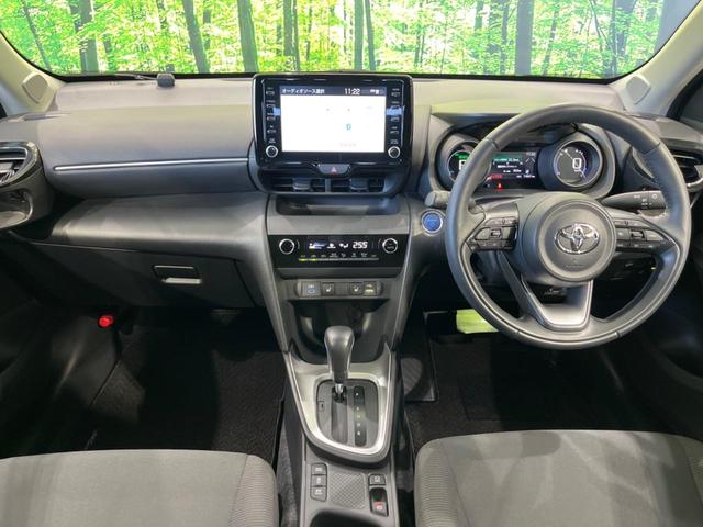 ヤリスクロス ハイブリッドＧ　モデリスタエアロ　純正８型ナビ　全周囲カメラ　衝突軽減装置　レーダークルーズ　禁煙車　シートヒーター　前後ドラレコ　コーナーセンサー　スマートキー　ＬＥＤヘッド　ＥＴＣ　ステアリングヒーター（2枚目）