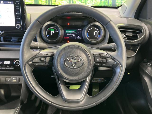 ヤリスクロス ハイブリッドＧ　モデリスタエアロ　純正８型ナビ　全周囲カメラ　衝突軽減装置　レーダークルーズ　禁煙車　シートヒーター　前後ドラレコ　コーナーセンサー　スマートキー　ＬＥＤヘッド　ＥＴＣ　ステアリングヒーター（11枚目）