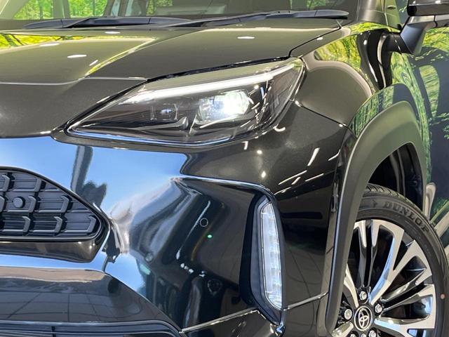 ヤリスクロス ハイブリッドＧ　モデリスタエアロ　純正８型ナビ　全周囲カメラ　衝突軽減装置　レーダークルーズ　禁煙車　シートヒーター　前後ドラレコ　コーナーセンサー　スマートキー　ＬＥＤヘッド　ＥＴＣ　ステアリングヒーター（12枚目）