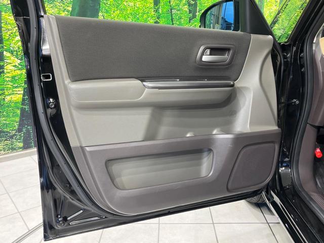 フリード G・ホンダセンシング 両側電動ドア 純正9型ナビ 後席モニター バックカメラ 寒冷地仕様 衝突軽減装置 レーダークルーズ 禁煙車 レーンキープ スマートキー LEDヘッド ETC 誤発進抑制機能 先行車発進告知 DVD再生(51枚目)