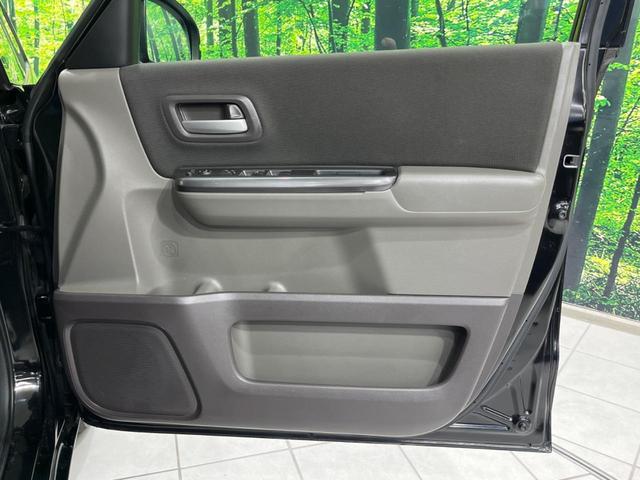 フリード G・ホンダセンシング 両側電動ドア 純正9型ナビ 後席モニター バックカメラ 寒冷地仕様 衝突軽減装置 レーダークルーズ 禁煙車 レーンキープ スマートキー LEDヘッド ETC 誤発進抑制機能 先行車発進告知 DVD再生(52枚目)