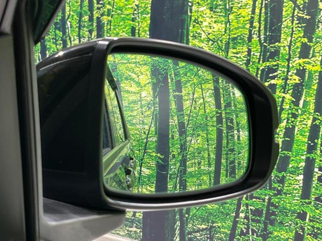 フリード G・ホンダセンシング 両側電動ドア 純正9型ナビ 後席モニター バックカメラ 寒冷地仕様 衝突軽減装置 レーダークルーズ 禁煙車 レーンキープ スマートキー LEDヘッド ETC 誤発進抑制機能 先行車発進告知 DVD再生(61枚目)