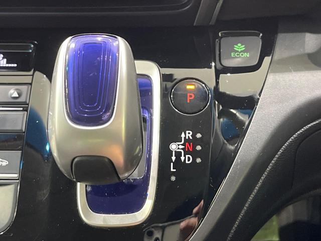 フリード＋ハイブリッド ハイブリッドＥＸ　両側電動ドア　純正９型ナビ　後席モニター　バックカメラ　衝突軽減装置　レーダークルーズ　禁煙車　ハーフレザーシート　シートヒーター　ドラレコ　スマートキー　ＬＥＤヘッド　ＥＴＣ　オートハイビーム（24枚目）