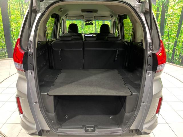 フリード＋ハイブリッド ハイブリッドＥＸ　両側電動ドア　純正９型ナビ　後席モニター　バックカメラ　衝突軽減装置　レーダークルーズ　禁煙車　ハーフレザーシート　シートヒーター　ドラレコ　スマートキー　ＬＥＤヘッド　ＥＴＣ　オートハイビーム（40枚目）