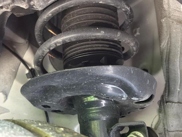 シエンタ ハイブリッドＺ　両側電動ドア　１０型ナビ　全周囲カメラ　衝突軽減装置　レーダークルーズ　禁煙車　ドラレコ　コーナーセンサー　レーンキープ　スマートキー　ＬＥＤヘッド　ＥＴＣ　オートハイビーム　オートエアコン（20枚目）