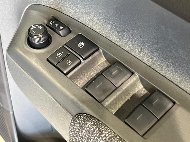 シエンタ ハイブリッドＺ　両側電動ドア　１０型ナビ　全周囲カメラ　衝突軽減装置　レーダークルーズ　禁煙車　ドラレコ　コーナーセンサー　レーンキープ　スマートキー　ＬＥＤヘッド　ＥＴＣ　オートハイビーム　オートエアコン（28枚目）