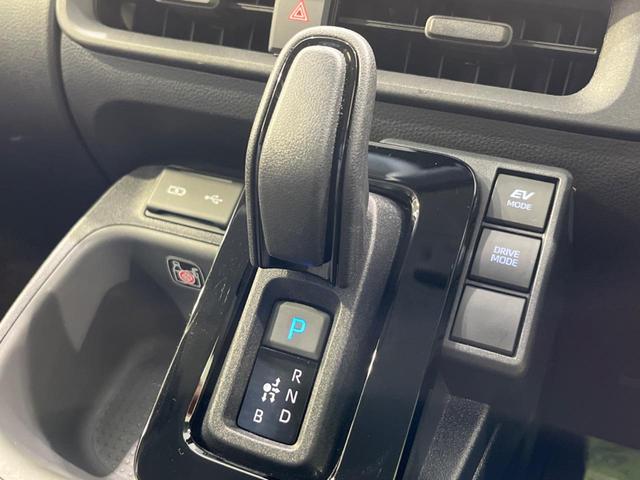 シエンタ ハイブリッドＺ　両側電動ドア　１０型ナビ　全周囲カメラ　衝突軽減装置　レーダークルーズ　禁煙車　ドラレコ　コーナーセンサー　レーンキープ　スマートキー　ＬＥＤヘッド　ＥＴＣ　オートハイビーム　オートエアコン（34枚目）