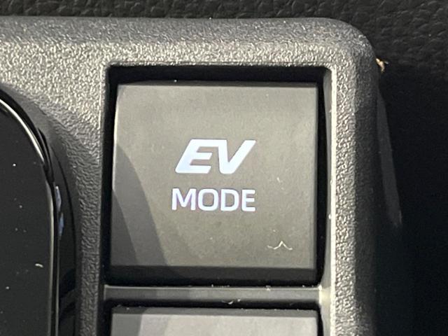 シエンタ ハイブリッドＺ　両側電動ドア　１０型ナビ　全周囲カメラ　衝突軽減装置　レーダークルーズ　禁煙車　ドラレコ　コーナーセンサー　レーンキープ　スマートキー　ＬＥＤヘッド　ＥＴＣ　オートハイビーム　オートエアコン（35枚目）