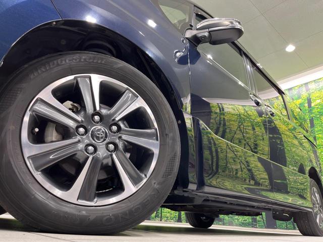 ヴォクシー ＺＳ　煌　４ＷＤ　両側電動ドア　後席モニター　ＢＩＧ－Ｘ１１型ナビ　バックカメラ　衝突軽減装置　禁煙車　前後ドラレコ　ＥＴＣ　スマートキー　ＬＥＤヘッド＆フォグ　クルコン　オートハイビーム　車線逸脱警報（14枚目）