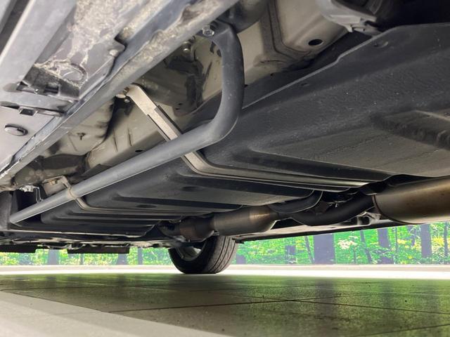 ヴォクシー ＺＳ　煌　４ＷＤ　両側電動ドア　後席モニター　ＢＩＧ－Ｘ１１型ナビ　バックカメラ　衝突軽減装置　禁煙車　前後ドラレコ　ＥＴＣ　スマートキー　ＬＥＤヘッド＆フォグ　クルコン　オートハイビーム　車線逸脱警報（23枚目）