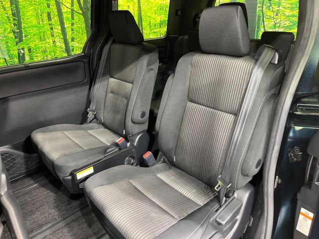 ヴォクシー ＺＳ　煌　４ＷＤ　両側電動ドア　後席モニター　ＢＩＧ－Ｘ１１型ナビ　バックカメラ　衝突軽減装置　禁煙車　前後ドラレコ　ＥＴＣ　スマートキー　ＬＥＤヘッド＆フォグ　クルコン　オートハイビーム　車線逸脱警報（28枚目）