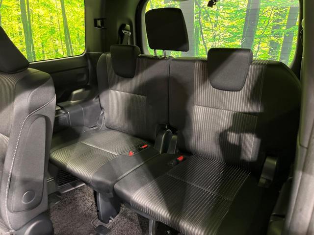 ヴォクシー ＺＳ　煌　４ＷＤ　両側電動ドア　後席モニター　ＢＩＧ－Ｘ１１型ナビ　バックカメラ　衝突軽減装置　禁煙車　前後ドラレコ　ＥＴＣ　スマートキー　ＬＥＤヘッド＆フォグ　クルコン　オートハイビーム　車線逸脱警報（29枚目）